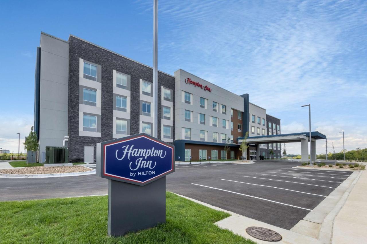 Hampton Inn Kansas City Southeast, Mo Exterior photo